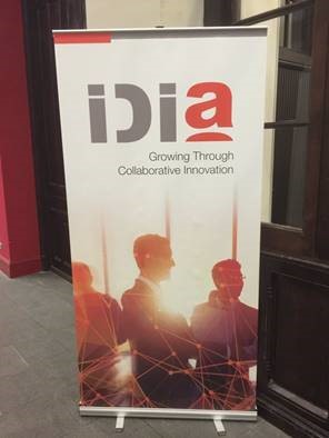 Cartel IDia y Grupo Solitium